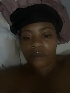Snapshot of thethicktities chatting on July 25, 2026, 7:28 am thethicktities online show from July 25, 2026, 7:28 am
