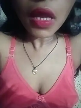 Snapshot of Aliya_21 chatting on July 24, 2026, 7:56 pm Aliya 21 online show from July 24, 2026, 7:56 pm