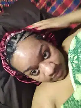 Snapshot of pretinha_folgosa chatting on July 29, 2026, 9:35 pm pretinha folgosa online show from July 29, 2026, 9:35 pm