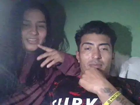 Rosaura212 online show from August 4, 2026, 5:32 am