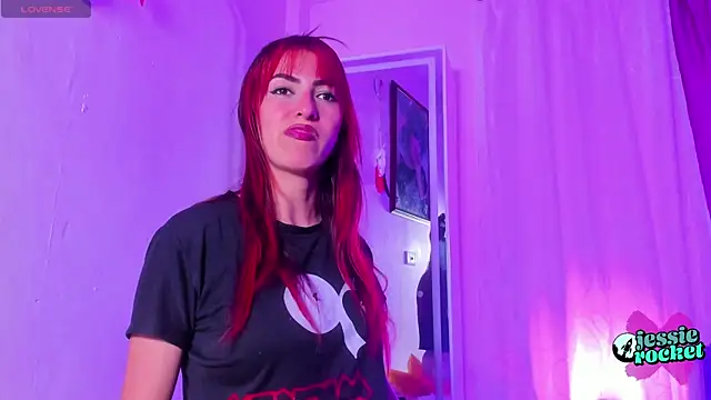 jessierocketx online show from October 13, 2025, 8:53 pm