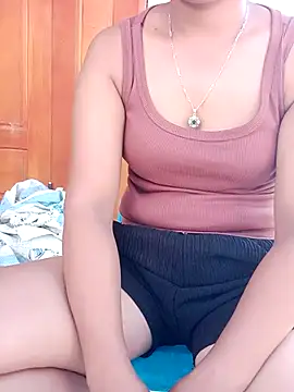 Snapshot of thypham1 chatting on July 27, 2026, 8:43 am thypham1 online show from July 27, 2026, 8:43 am
