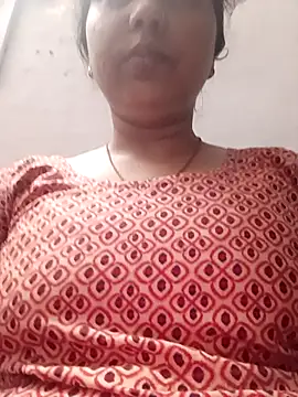 cute pooja5 online show from July 27, 2026, 11:45 pm