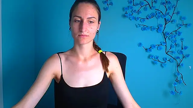 Snapshot of Just_Julie_ chatting on August 6, 2026, 11:34 am Just Julie online show from August 6, 2026, 11:34 am