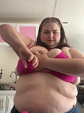 Snapshot of bbwKenzi chatting on July 27, 2026, 6:37 pm bbwKenzi online show from July 27, 2026, 6:37 pm