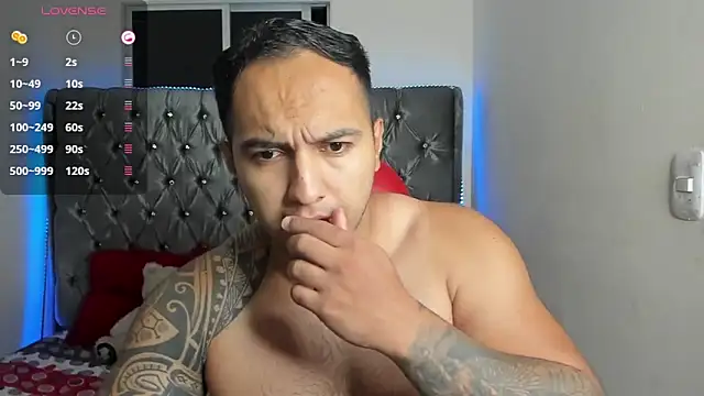 mrloganfuck1 online show from April 27, 2026, 4:54 am