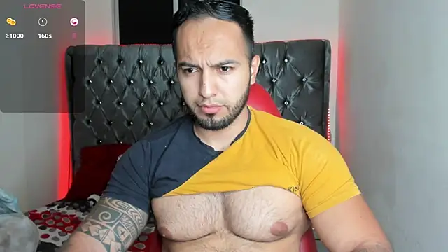 Snapshot of mrloganfuck1 chatting on July 1, 2026, 6:15 am mrloganfuck1 online show from July 1, 2026, 6:15 am