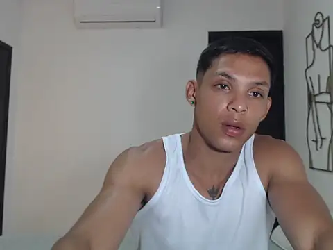 braddhott  online show from August 1, 2026, 9:25 pm