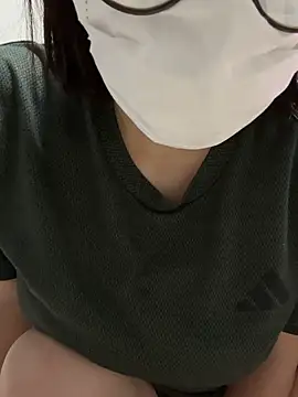 Snapshot of sakuravv chatting on August 2, 2026, 11:41 am sakuravv online show from August 2, 2026, 11:41 am