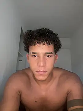 Snapshot of Biut_Bruschi1 chatting on July 30, 2026, 5:23 pm Biut Bruschi1 online show from July 30, 2026, 5:23 pm