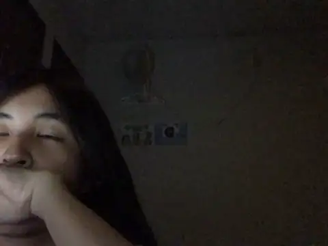 Snapshot of Aivia_Hika chatting on July 29, 2026, 2:26 pm Aivia Hika online show from July 29, 2026, 2:26 pm