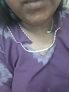 Snapshot of tamilfathima chatting on August 3, 2026, 11:26 am tamilfathima online show from August 3, 2026, 11:26 am