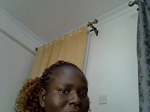 SexyNicole17 online show from August 1, 2026, 7:13 pm