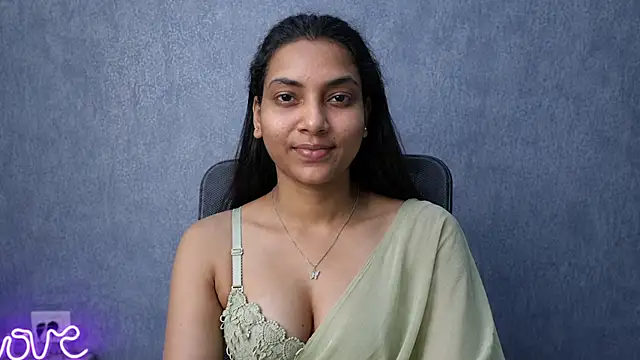 Snapshot of Rishika_gh chatting on August 1, 2026, 9:46 pm Rishika gh online show from August 1, 2026, 9:46 pm