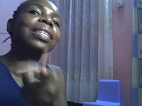 Snapshot of Selpha77 chatting on August 5, 2026, 3:26 pm Selpha77 online show from August 5, 2026, 3:26 pm