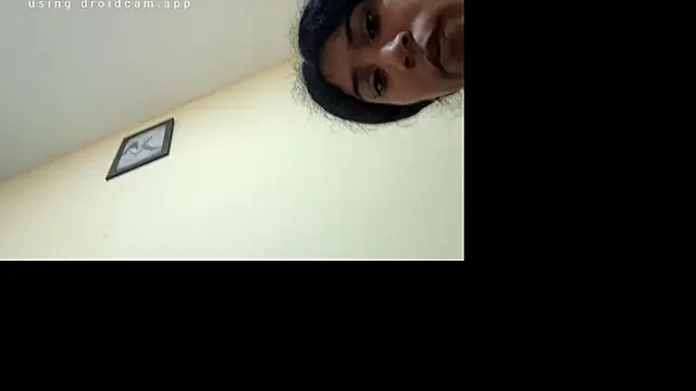 Snapshot of valquiri1 chatting on August 5, 2026, 2:53 pm valquiri1 online show from August 5, 2026, 2:53 pm