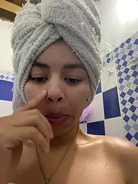 Snapshot of LorenaCurly chatting on August 5, 2026, 11:50 pm LorenaCurly online show from August 5, 2026, 11:50 pm