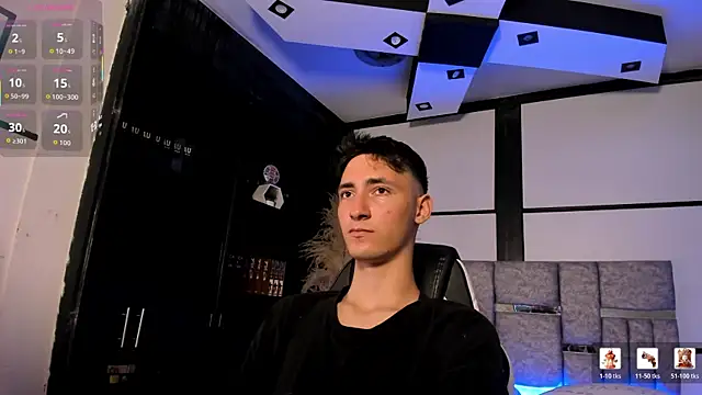 Snapshot of GabyMaru_ chatting on August 6, 2026, 1:46 pm GabyMaru online show from August 6, 2026, 1:46 pm