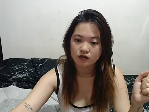 Snapshot of honey_asian69 chatting on August 6, 2026, 5:09 am honey asian69 online show from August 6, 2026, 5:09 am