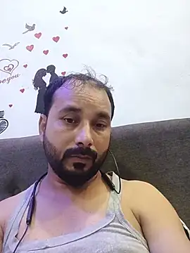 happyggirl online show from August 9, 2026, 5:18 pm