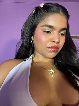 Snapshot of Isabell_Monroe chatting on August 7, 2026, 10:23 pm Isabell Monroe online show from August 7, 2026, 10:23 pm