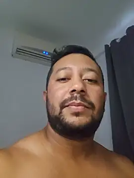 Snapshot of VinniKey chatting on August 7, 2026, 8:00 pm VinniKey online show from August 7, 2026, 8:00 pm