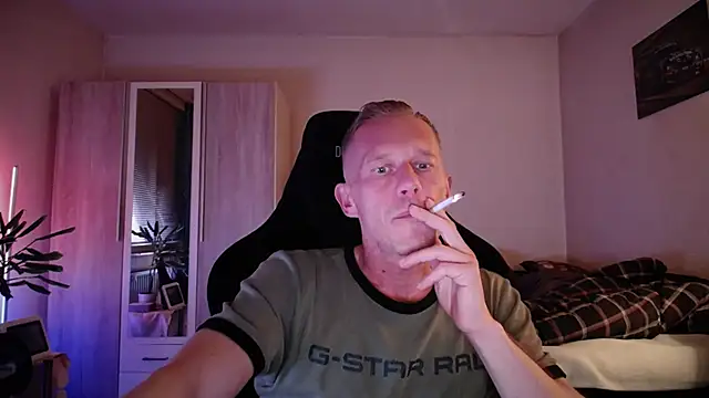 slaveboy2016xh online show from September 10, 2025, 6:30 pm