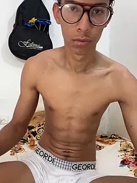 boypapi12 online show from December 17, 2024, 3:49 pm