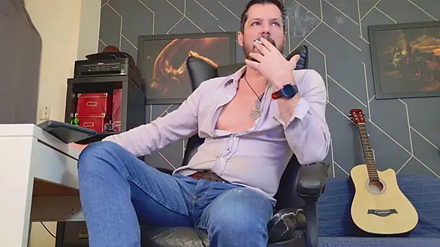 ChrisKox online show from January 18, 2025, 4:04 am