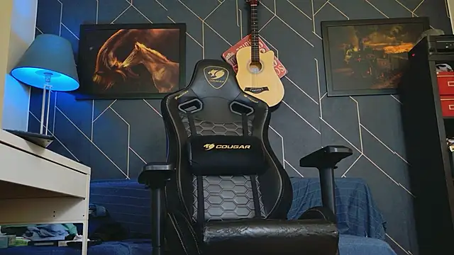 ChrisKox online show from September 30, 2025, 2:11 pm