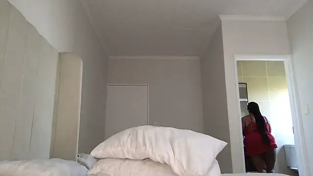 Snapshot of xBUSTY_CANDYx chatting on October 10, 2025, 9:41 am xBUSTY CANDYx online show from October 10, 2025, 9:41 am