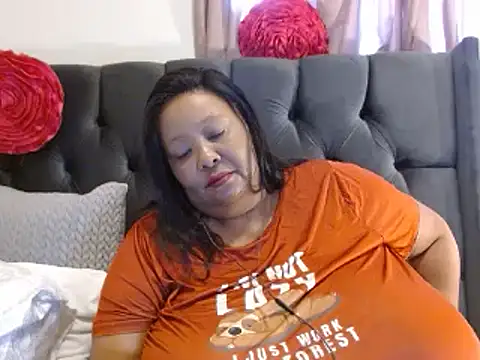 nancy111 online show from January 24, 2025, 1:47 pm
