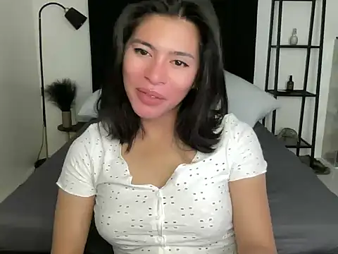 your bianca69 online show from December 15, 2024, 11:09 pm