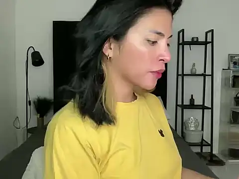 your bianca69 online show from January 7, 2025, 4:08 am