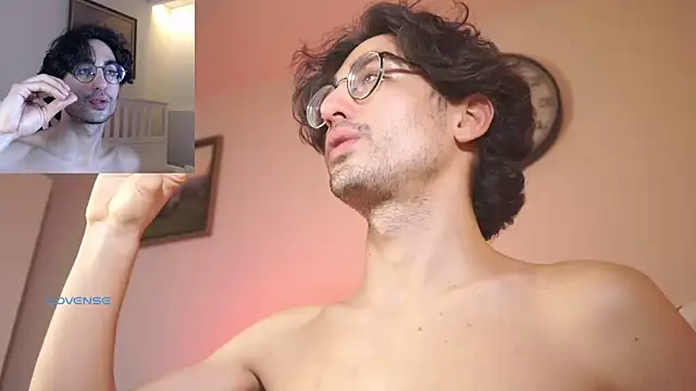 AlanDeNavarre online show from March 23, 2025, 2:15 am