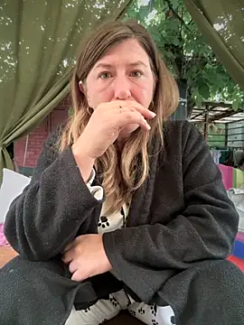 Snapshot of Natali_UA chatting on September 24, 2025, 1:14 pm Natali UA online show from September 24, 2025, 1:14 pm