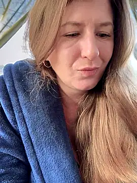 Snapshot of Natali_UA chatting on November 3, 2025, 8:04 am Natali UA online show from November 3, 2025, 8:04 am