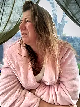 Natali UA online show from November 7, 2025, 5:51 am