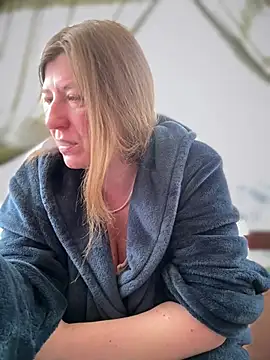 Natali UA online show from April 3, 2026, 5:27 am