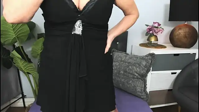 CrystalVip online show from February 3, 2026, 5:49 am