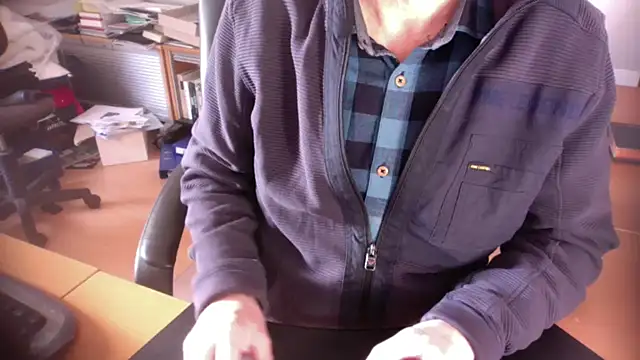 outlaw200 online show from December 17, 2024, 12:43 pm