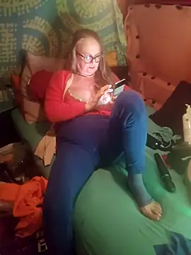 MucMilf59 online show from November 17, 2025, 8:25 pm