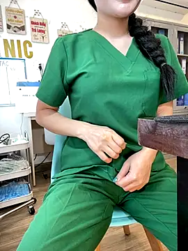 Meilian2021 online show from November 30, 2025, 4:49 am