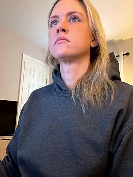 Kay Cakes online show from March 3, 2026, 2:23 pm