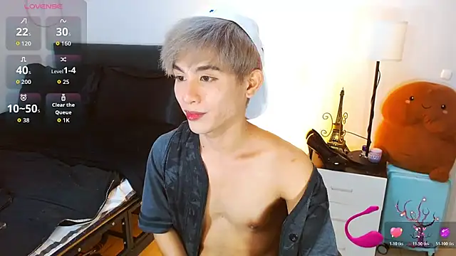 Snapshot of WildestTwink chatting on May 5, 2026, 4:15 pm WildestTwink online show from May 5, 2026, 4:15 pm