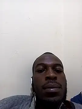 Snapshot of Kentcharming chatting on July 15, 2026, 5:02 am Kentcharming online show from July 15, 2026, 5:02 am