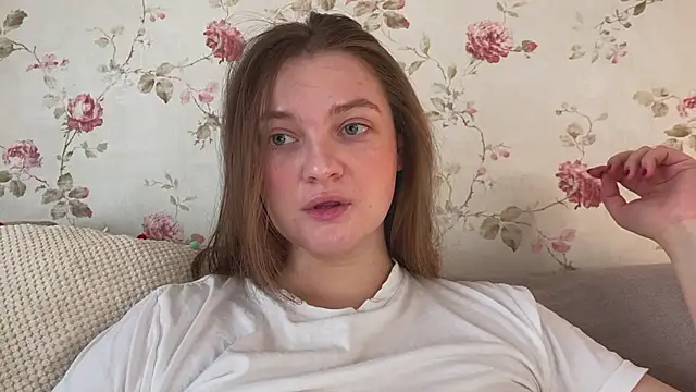 LoVenda online show from March 13, 2025, 10:05 am