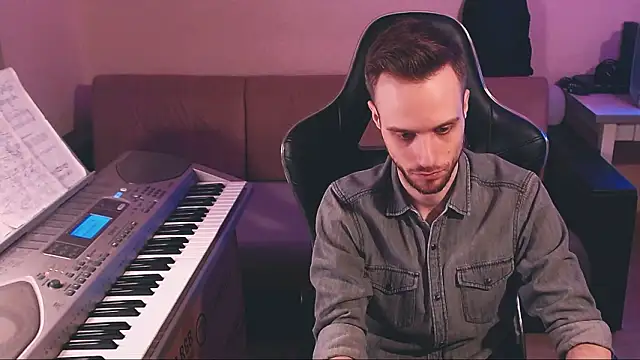 Sweetparker online show from February 26, 2026, 8:19 pm