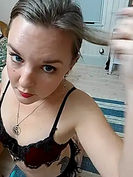 Snapshot of SwedishJennifer chatting on November 5, 2025, 8:09 pm SwedishJennifer online show from November 5, 2025, 8:09 pm