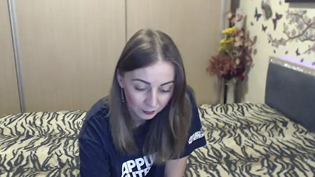 MirabelaSweet online show from February 13, 2026, 1:07 pm